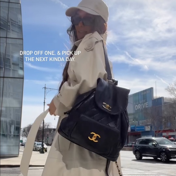 Chanel Vintage Quilted CC Black Lambskin Backpack - Picture 2 of 12